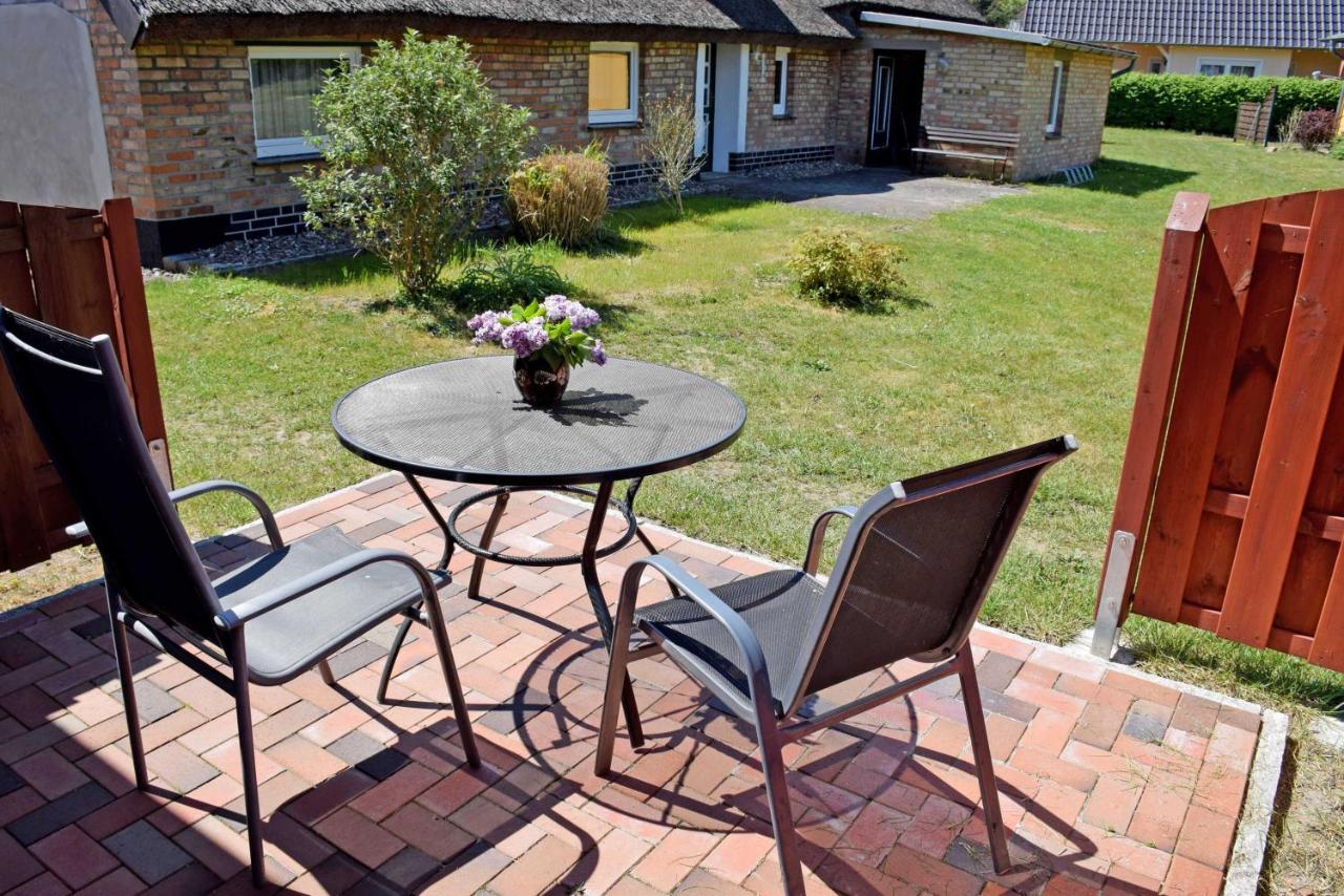 Ferienhaus Mit Terrasse Am Heideweg Baabe Esterno foto