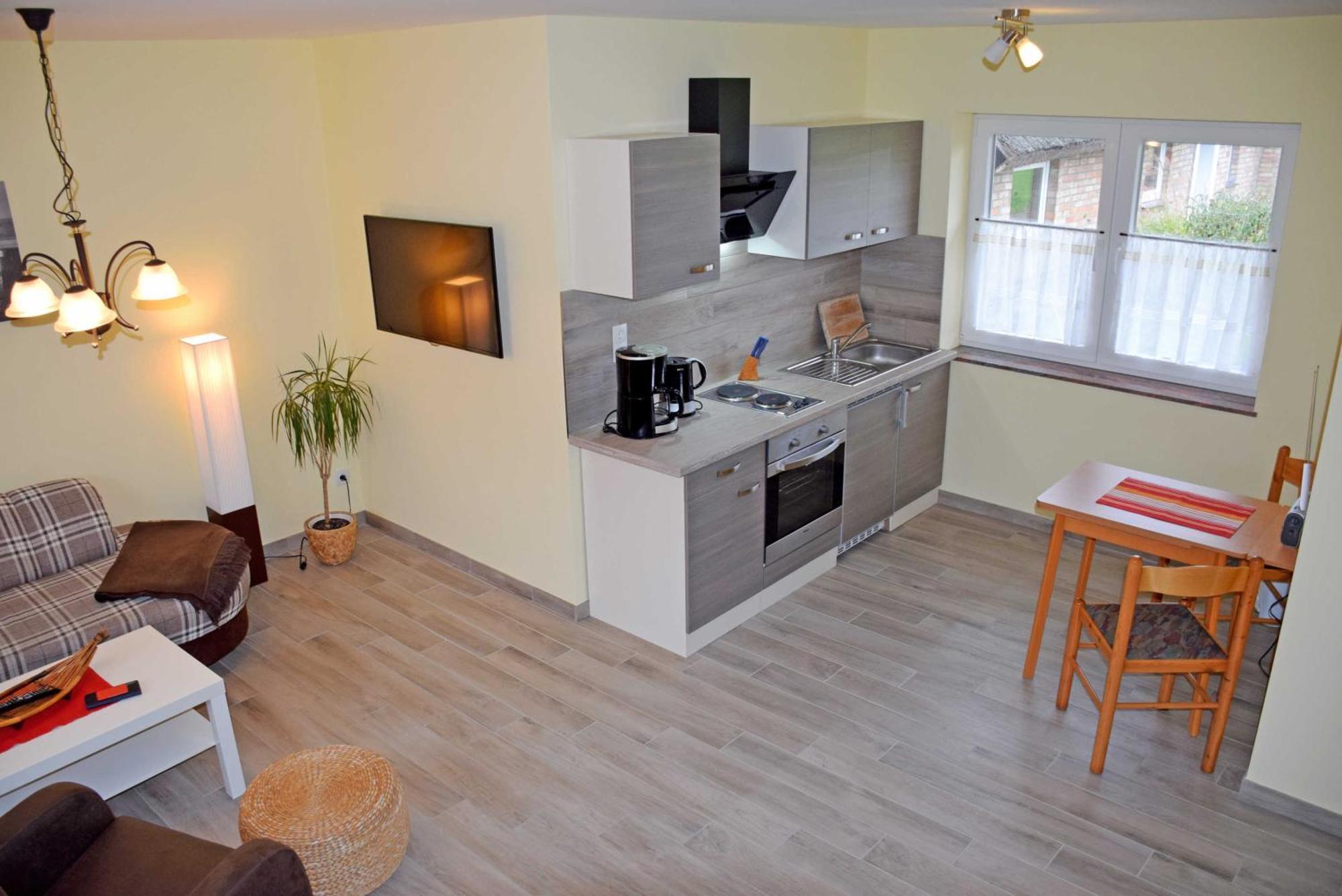 Ferienhaus Mit Terrasse Am Heideweg Baabe Esterno foto